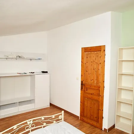 Dans Maison De Village *